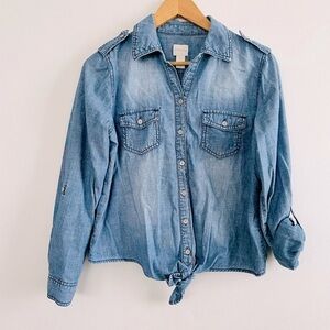 [Chico’s] Classic Chambray Denim Button Down Tab Sleeve Tie Front Shirt